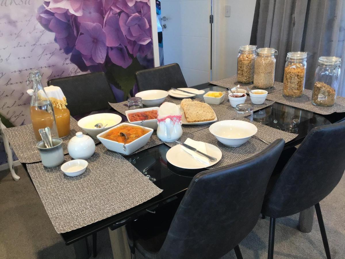Sabai Sabai 27 Bed and Breakfast Κρόμγουελ Εξωτερικό φωτογραφία